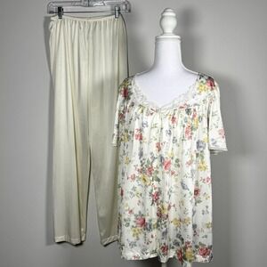 Vintage Vanity Fair Nylon Ivory Floral Pajamas Size L Cottagecore Prairie Granny
